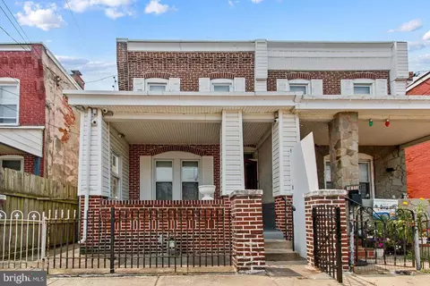 114 Thurlow St, Chester, PA 19013
