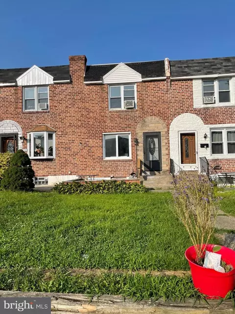 1888 Carter Rd, Folcroft, PA 19032