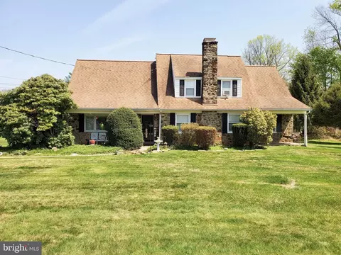 612 Convent Rd, Aston, PA 19014