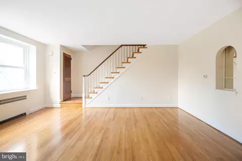 231 Saint Laurence Rd, Upper Darby, PA 19082