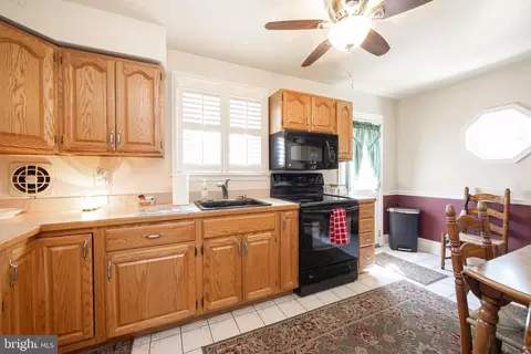 1300 Langley St, Marcus Hook, PA 19061 photo 21