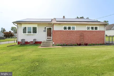130 Chelton W, Brookhaven, PA 19015