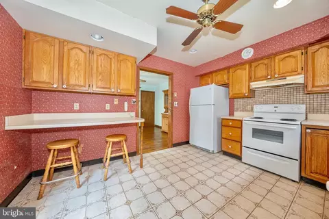 230 Willow Ave, Wayne, PA 19087 photo 10