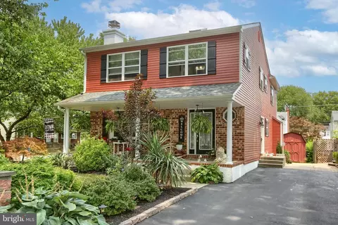 550 Sylvania Ave, Folsom, PA 19033