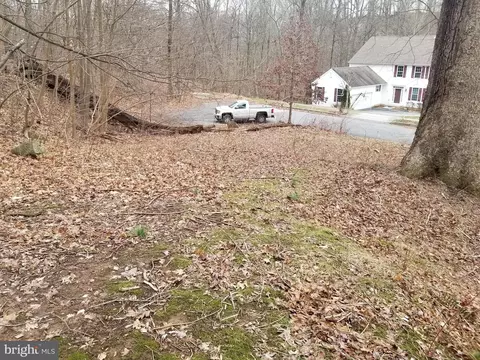 0 Maple Ln, Aston, PA 19014