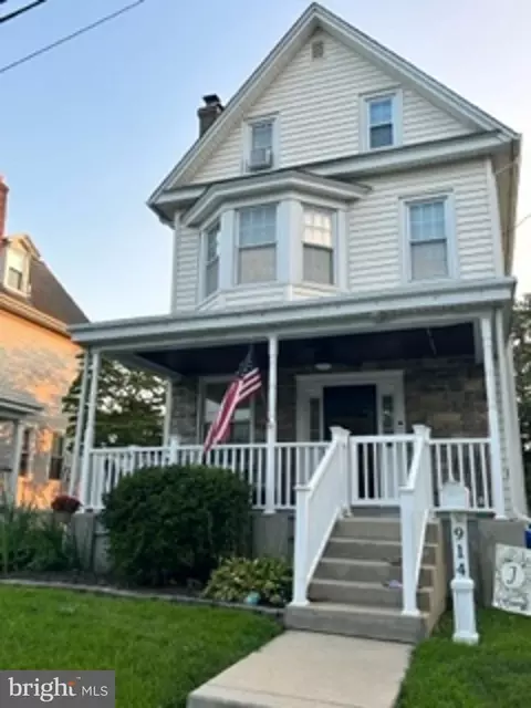 914 W Park Sq, Prospect Park, PA 19076