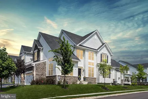 3714 Parris Blvd, Newtown Square, PA 19073
