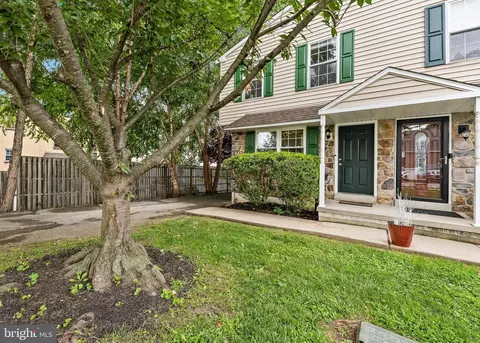 520 Johnson Ave, Ridley Park, PA 19078