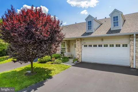1453 Palmer Dr, Springfield, PA 19064
