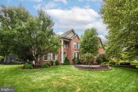 46 Beech Tree Dr, Glen Mills, PA 19342