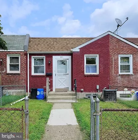 925 Barker Rd, Sharon Hill, PA 19079