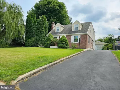 450 Claremont Rd, Springfield, PA 19064