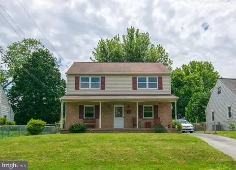 74 Seward Ln, Aston, PA 19014