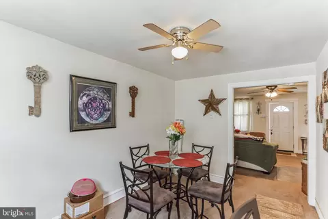 7151 Clover Ln, Upper Darby, PA 19082 photo 7