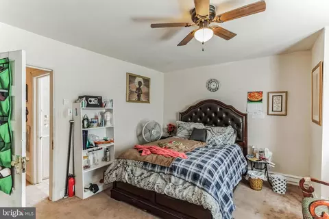 7151 Clover Ln, Upper Darby, PA 19082 photo 17