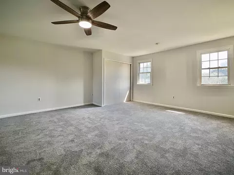 2431 E Helms Mnr, Marcus Hook, PA 19061 photo 23