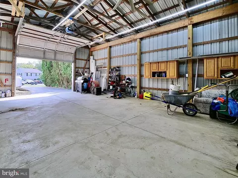 2431 E Helms Mnr, Marcus Hook, PA 19061 photo 28