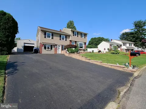 2431 E Helms Mnr, Marcus Hook, PA 19061 photo 39