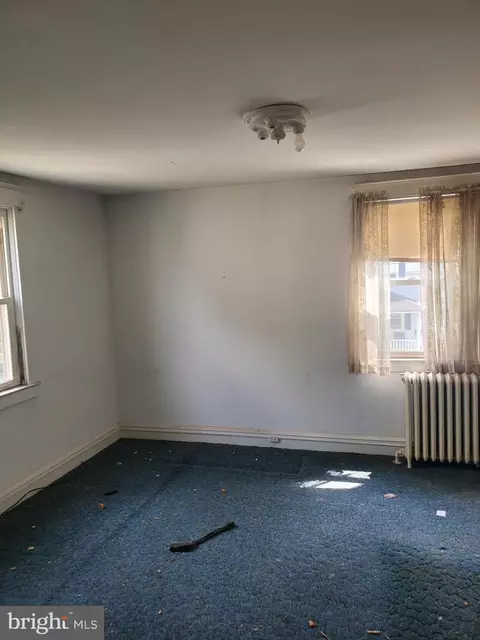 48 S Fairview Ave, Upper Darby, PA 19082 photo 15