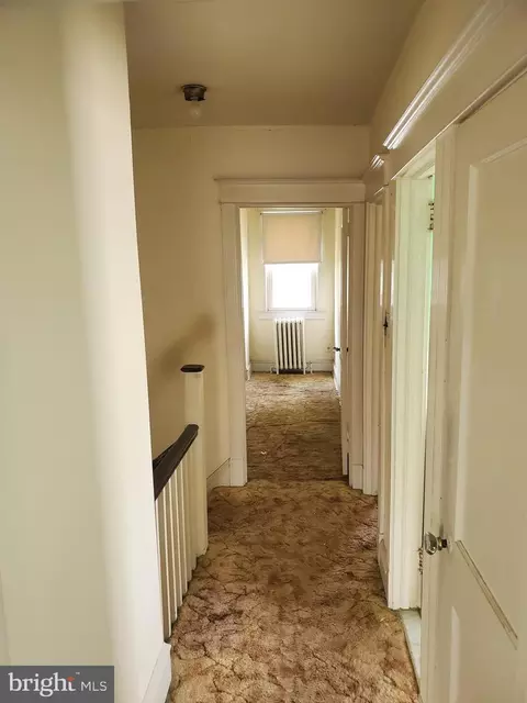 48 S Fairview Ave, Upper Darby, PA 19082 photo 13