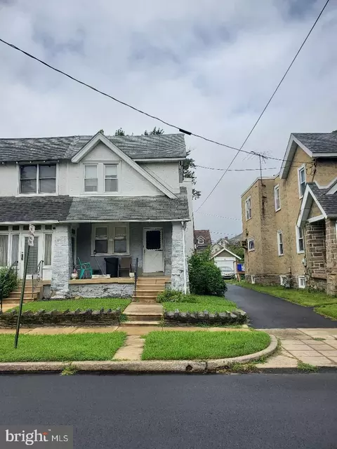 48 S Fairview Ave, Upper Darby, PA 19082