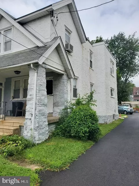 48 S Fairview Ave, Upper Darby, PA 19082 photo 3