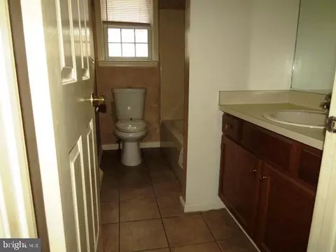 28 Pennington Ave, Morton, PA 19070 photo 5