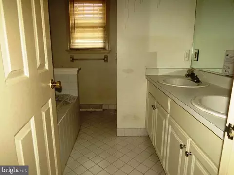 28 Pennington Ave, Morton, PA 19070 photo 9