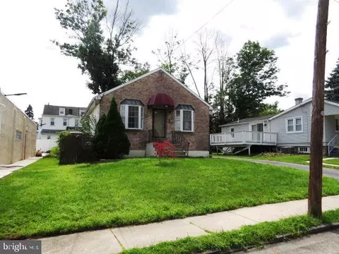 28 Pennington Ave, Morton, PA 19070 photo 2