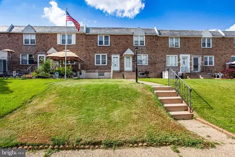 309 Spruce St, Glenolden, PA 19036