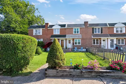 2004 Kent Rd, Folcroft, PA 19032