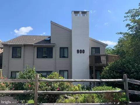 901 Pritchard Pl #901, Newtown Square, PA 19073