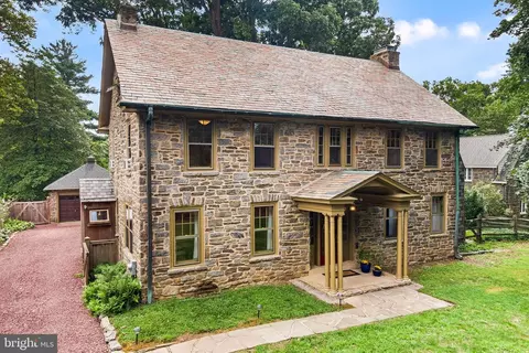 89 W Sproul Rd, Springfield, PA 19064