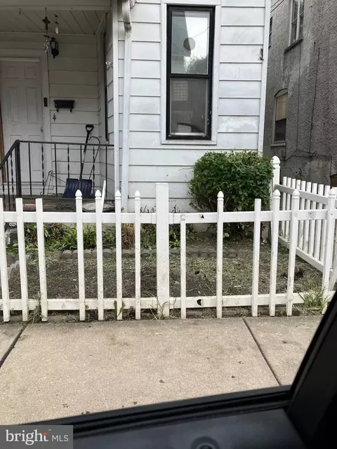 10 Marshall Ave, Marcus Hook, PA 19061