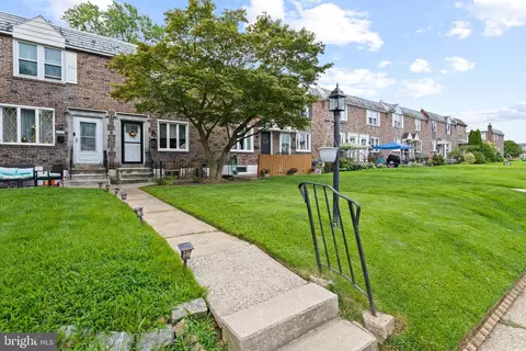 430 Rively Ave, Collingdale, PA 19023