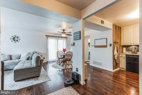 836 B Putnam Blvd #57B, Wallingford, PA 19086