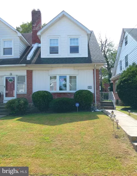 808 Bartram Ave, Collingdale, PA 19023
