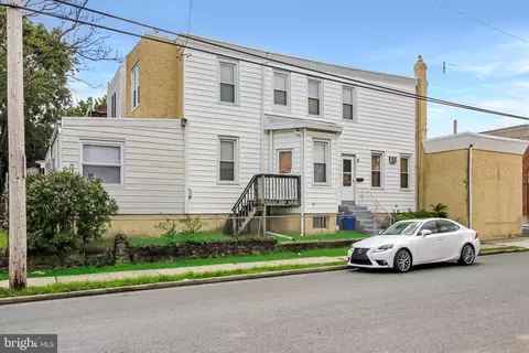 201 S 6th St, Darby, PA 19023