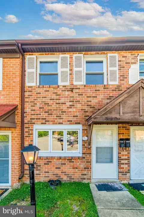 31 Park Vallei Ln #31, Brookhaven, PA 19015
