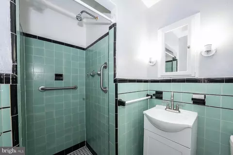 248 Maypole Rd, Upper Darby, PA 19082 photo 33