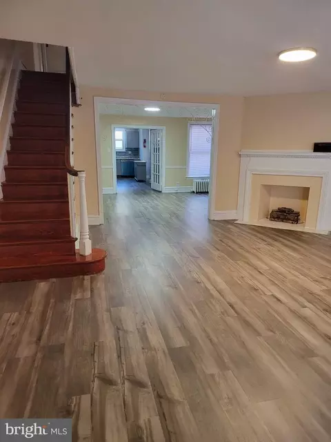 248 Maypole Rd, Upper Darby, PA 19082 photo 10