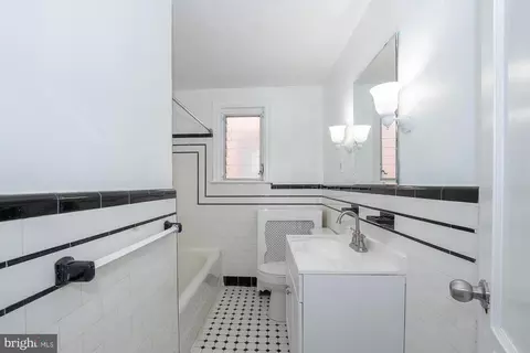248 Maypole Rd, Upper Darby, PA 19082 photo 31
