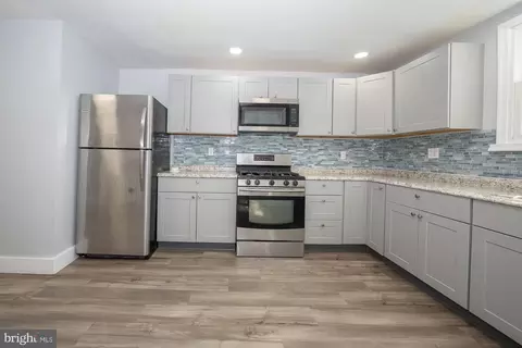 248 Maypole Rd, Upper Darby, PA 19082 photo 4