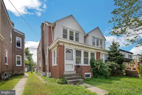 1185 E 9th St, Crum Lynne, PA 19022