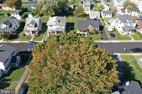 1565 Beale St, Marcus Hook, PA 19061 photo 6