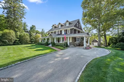 334 Louella Ave, Wayne, PA 19087