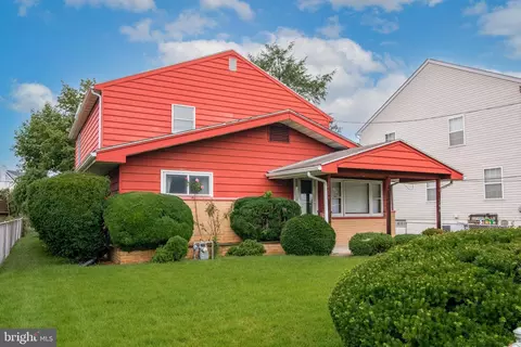 144 S Manoa Rd, Havertown, PA 19083