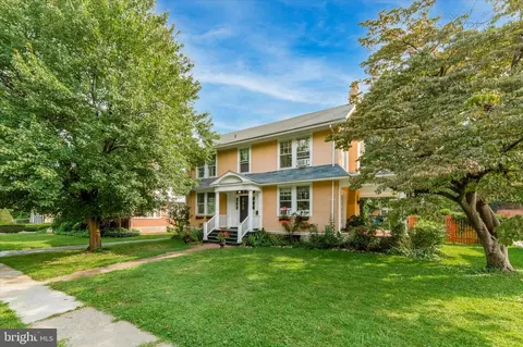 535 Turner Ave, Drexel Hill, PA 19026
