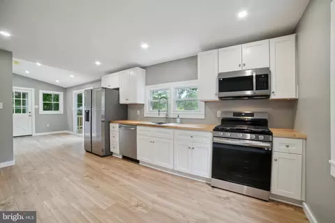 50 New Rd, Aston, PA 19014 photo 8