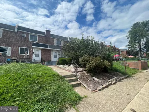 776 Taylor Dr, Folcroft, PA 19032